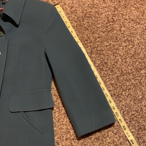 Artifacts 70% Virgin wool coat - Picture 11 of 13